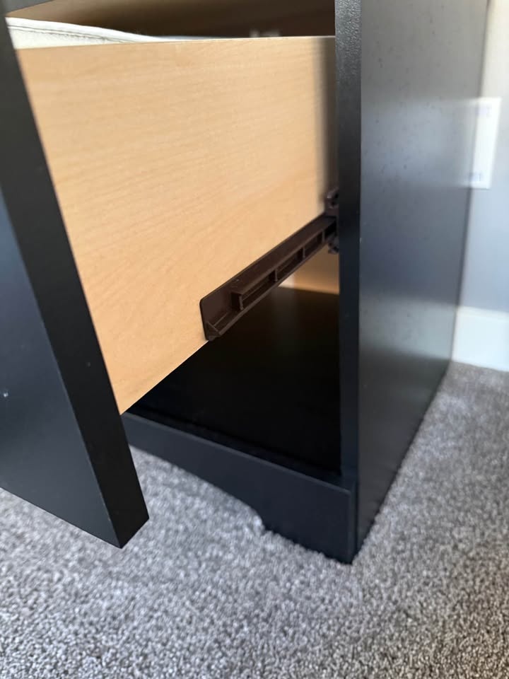 *Pending* FREE Nightstand - photo 2