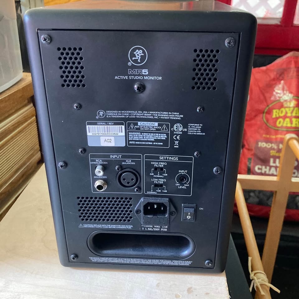 Mackie MR5 Studio Monitor Speaker (Single) - photo 2