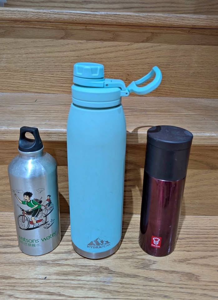 $8 for 3 water bottles (2 thermo, 1 new)