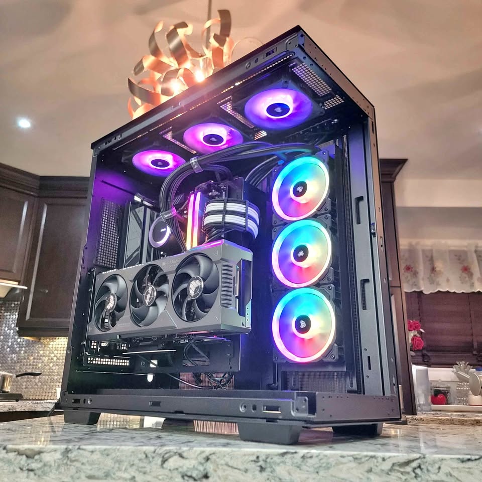 CUSTOM GAMING PC : Ryzen 9 7950X / RTX 4080 S / 32GB DDR5 RAM
