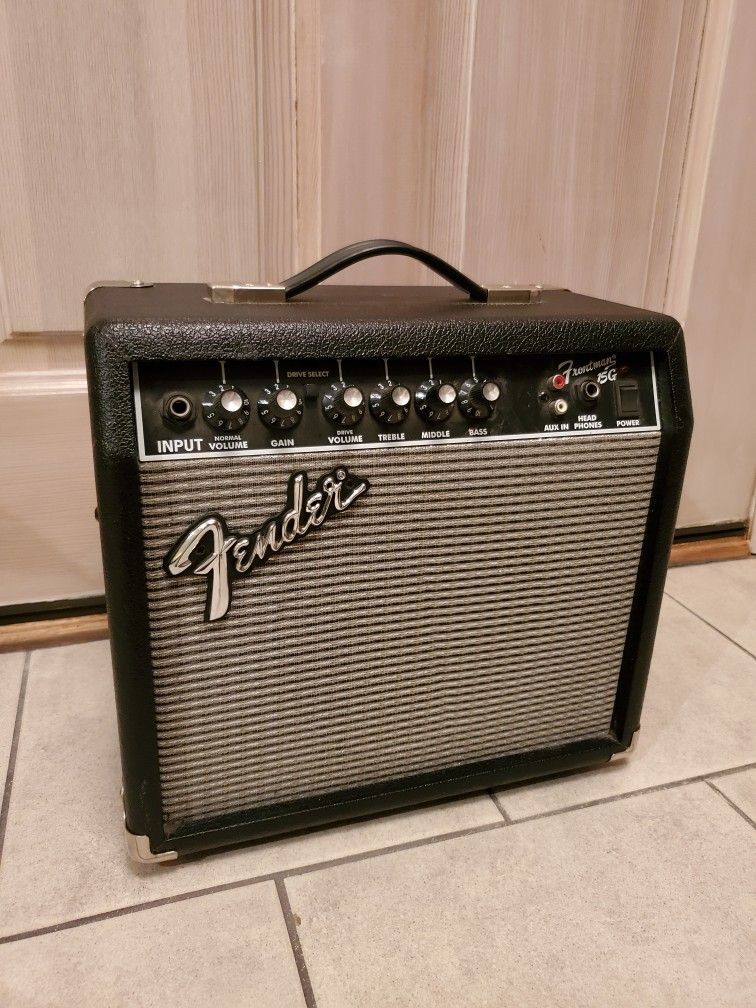 Fender Frontman 15G Guitar Combo Amp - Like New