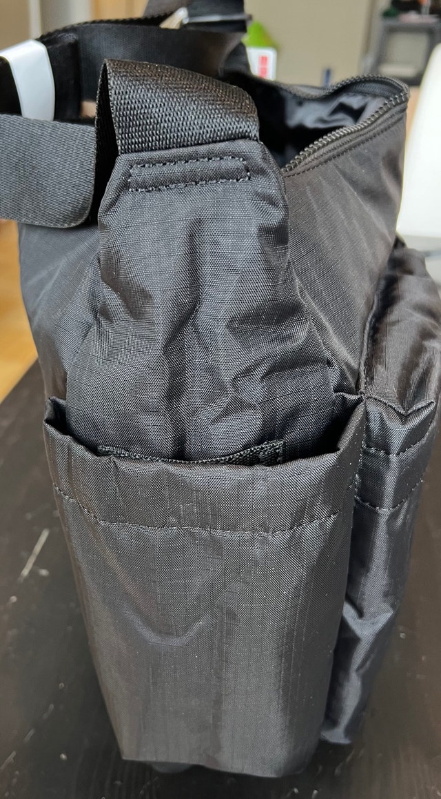 Uniqlo Shoulder Bag - photo 4