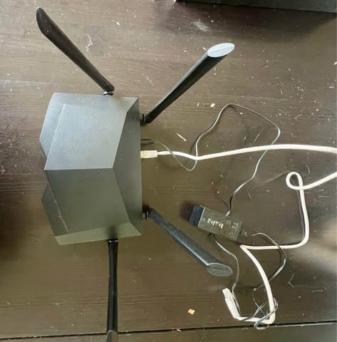 Tenda AC1200 Router - photo 2