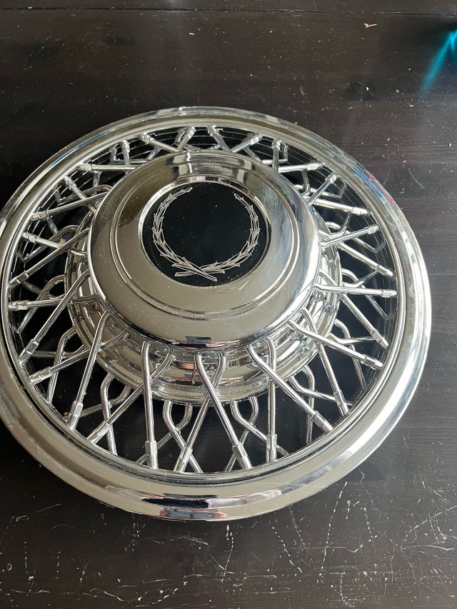Cadillac Hubcap