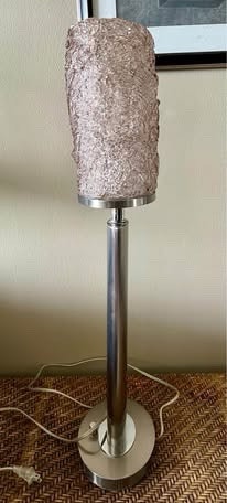 Table lamp