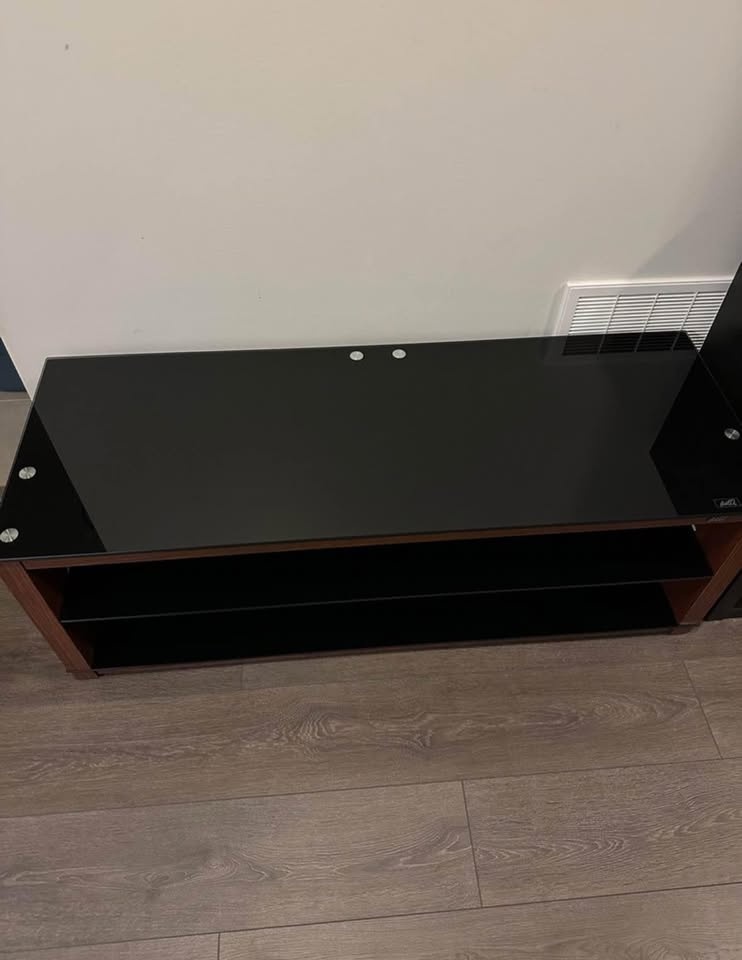 TV Stand - photo 2