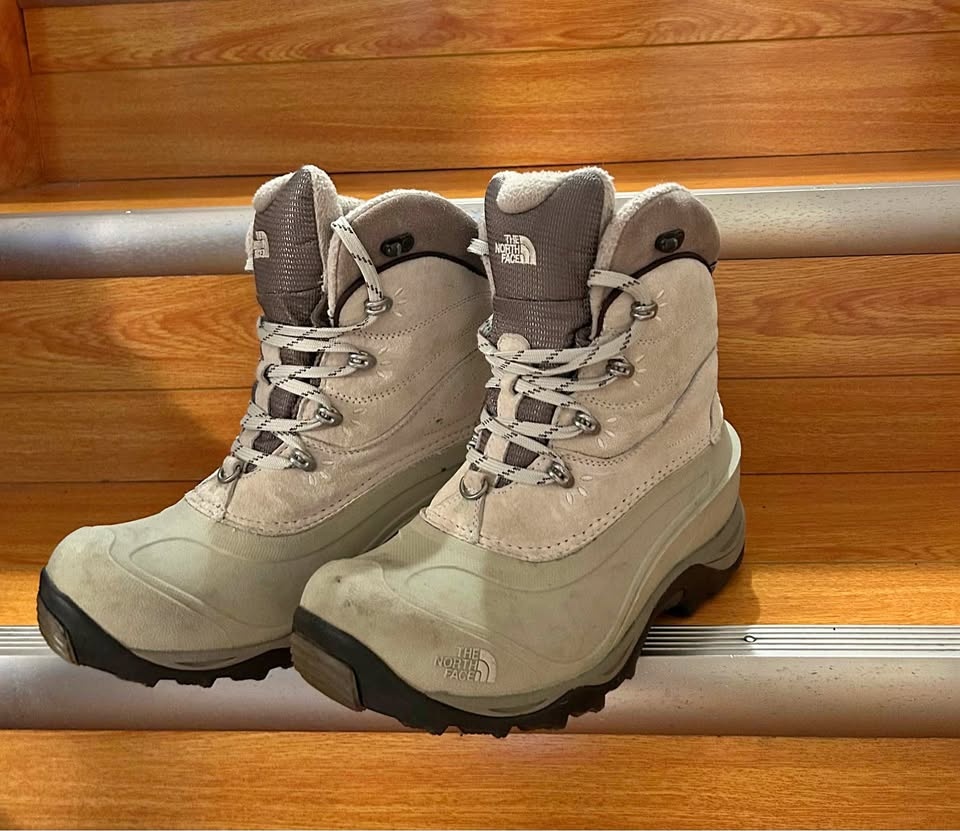 North Face Boots Womens