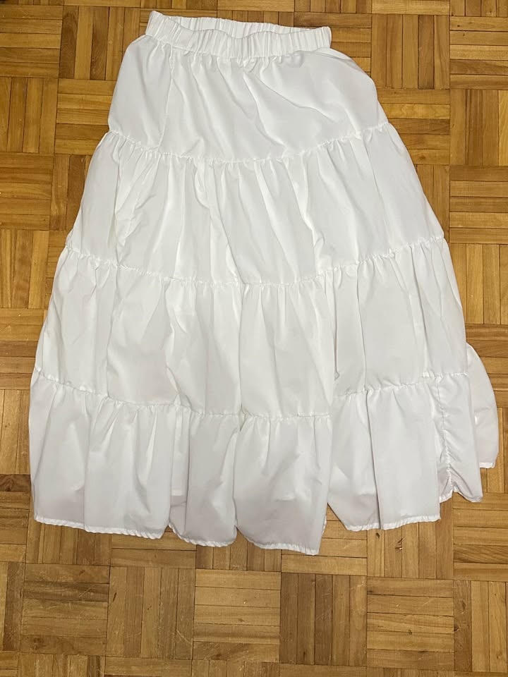 Flowy White Skirt - photo 2