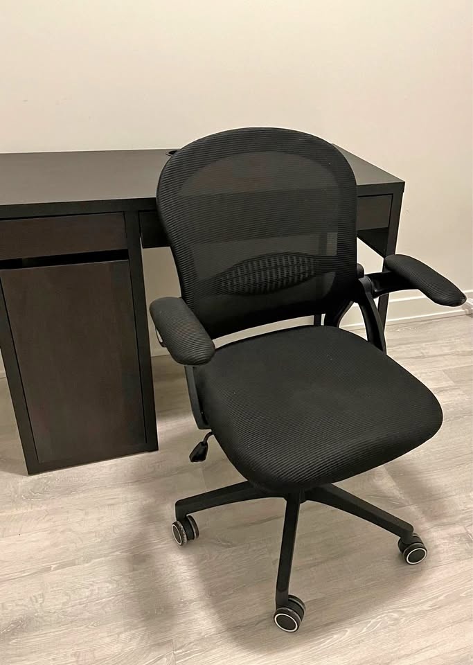 Black Office Chair