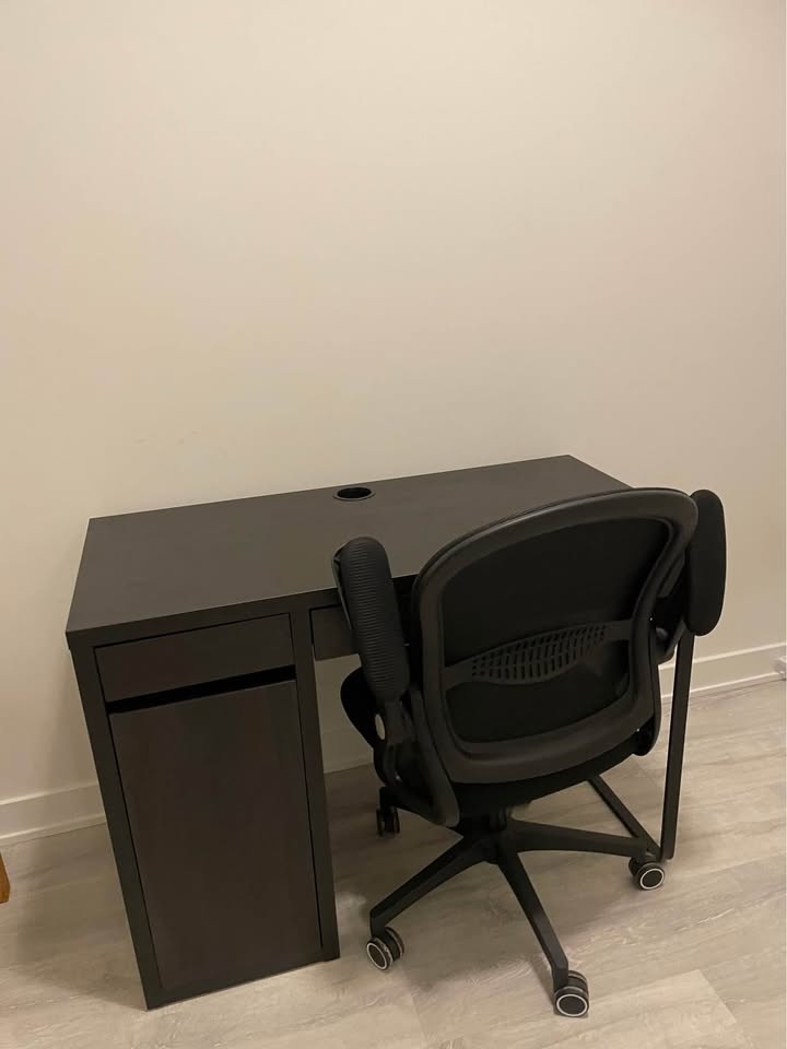 Black Office Chair - photo 2