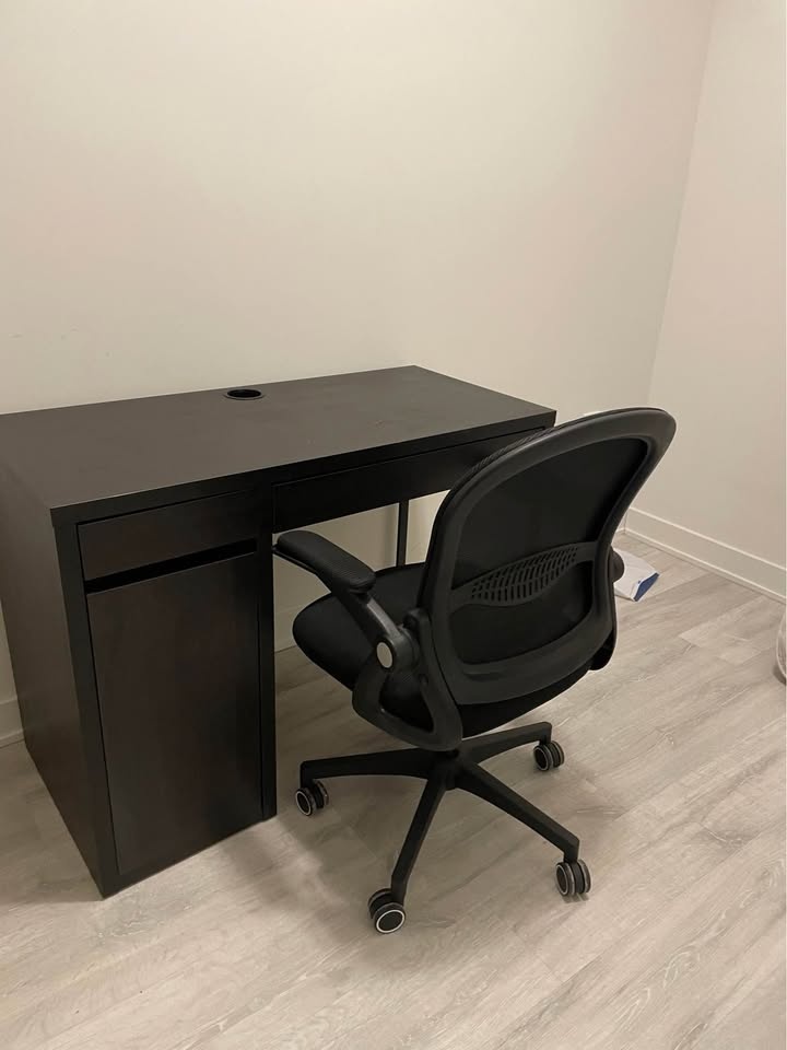 Ikea Micke black-brown desk - photo 2
