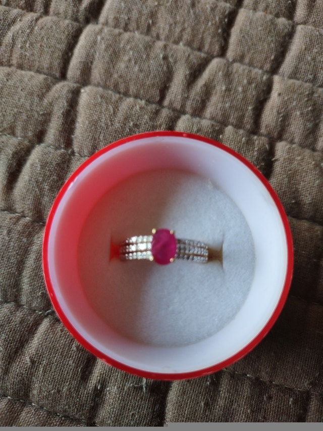 Custom 10KT Yellow Gold Ring - photo 5