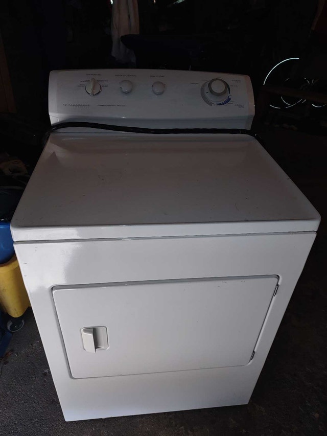 FRIGIDAIRE GALLERY COMMERCIAL HEAVY DUTY DRYER - photo 5
