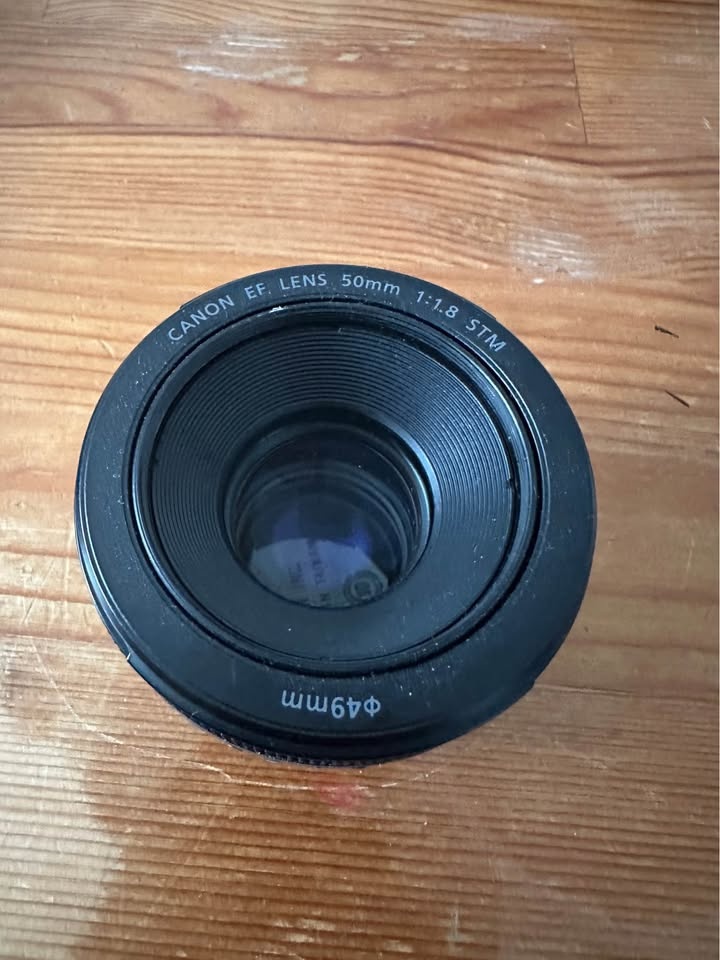 Canon 50mm 1.8 EF Lens - photo 2