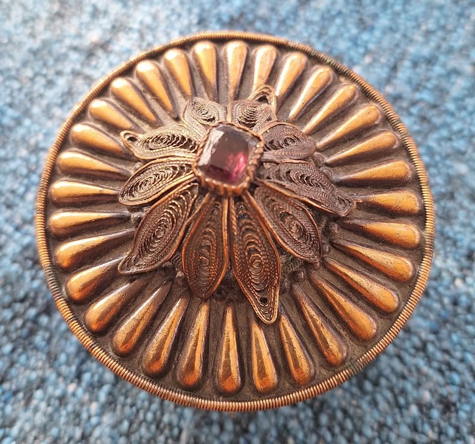 Vintage Keepsake Boxes - photo 5