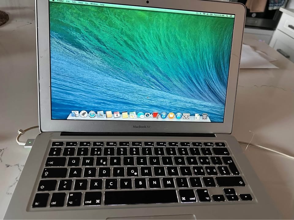 MacBook Air 2013 - photo 2