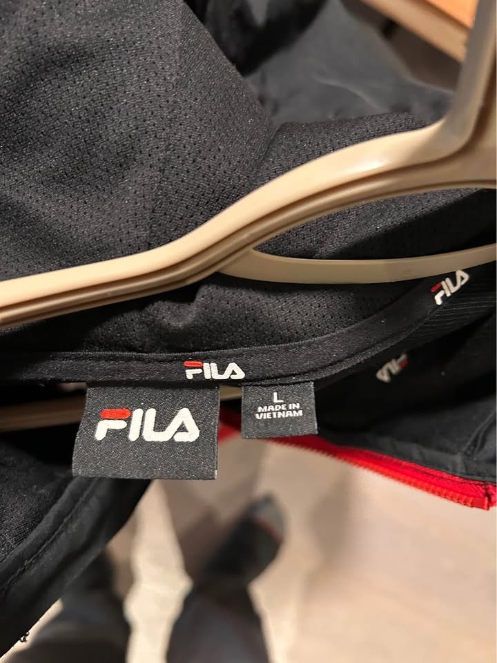 Fila light jacket with hoodie - photo 3
