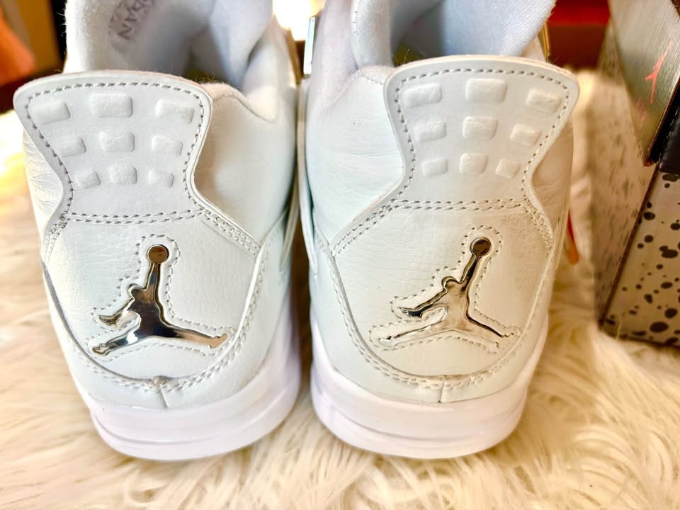 Jordan 4s Pure Moneys - photo 3