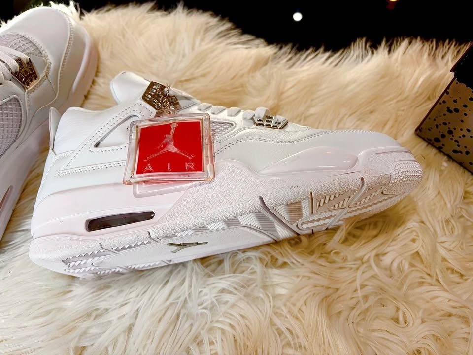 Jordan 4s Pure Moneys - photo 4