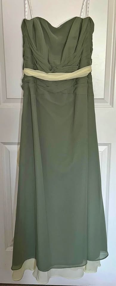 Size 14 Prom Dress