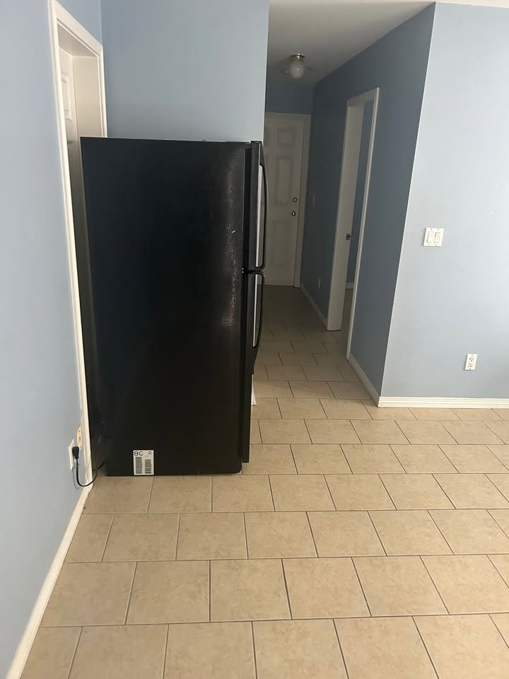 1 Bed 1 Bath - House - photo 2