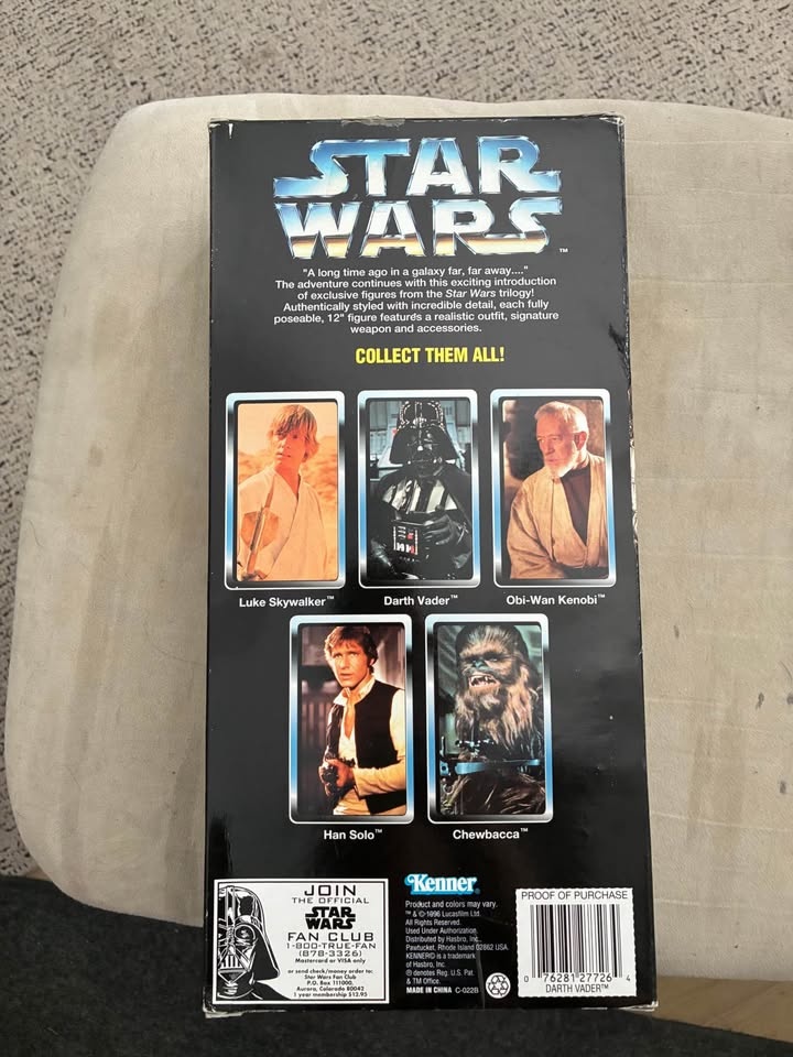 1996 Kenner Star Wars 12-Inch Darth Vader Collector Figure - photo 2