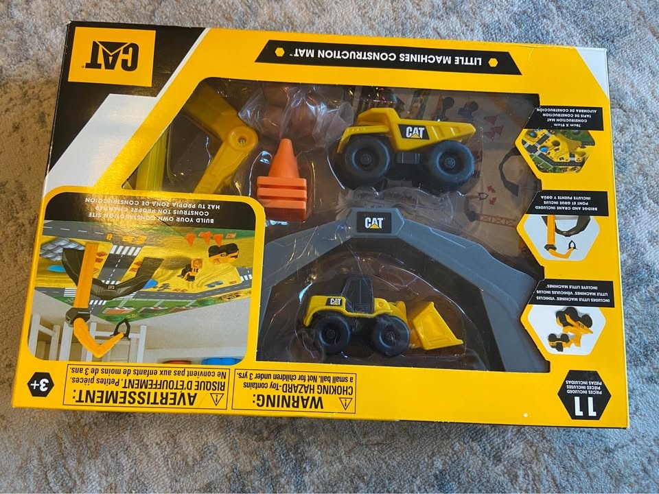 CAT Construction Machines - KIDS TOYS - photo 2