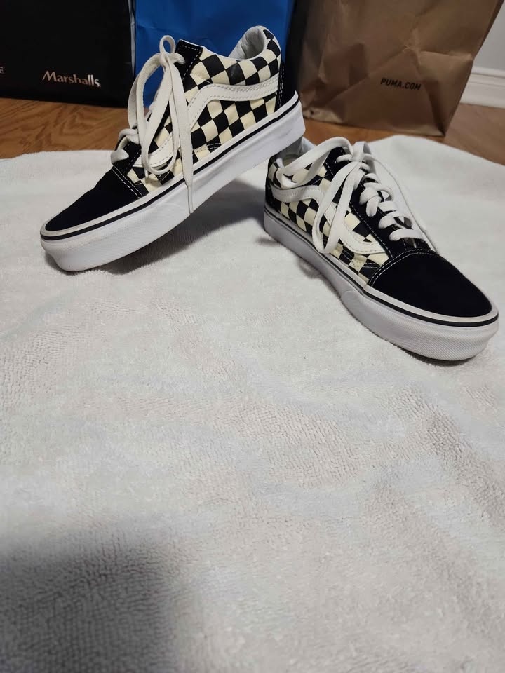 Vans Old Skool Platform Checkerboard – Women’s 5.5 - photo 2