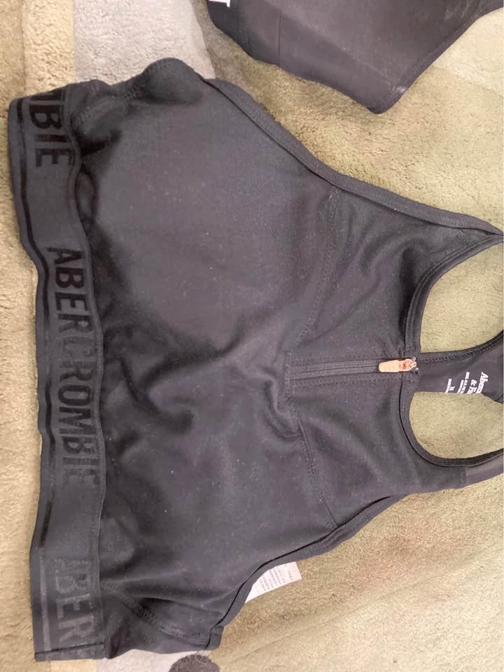 Victoria Secret Sports Bra 36C - photo 4