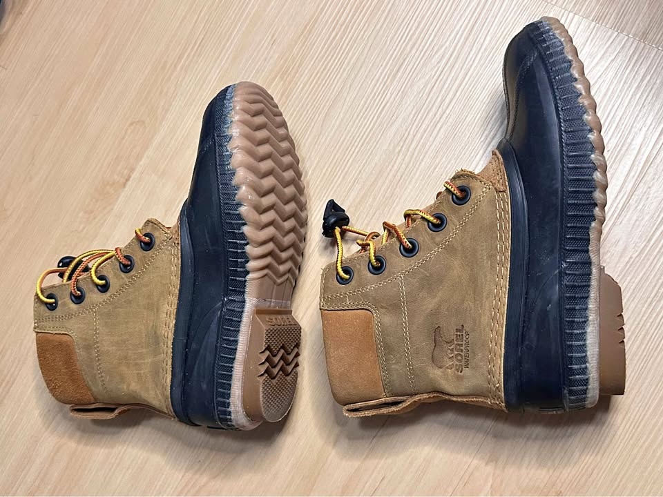 Sorel waterproof kids US4 eur35 size