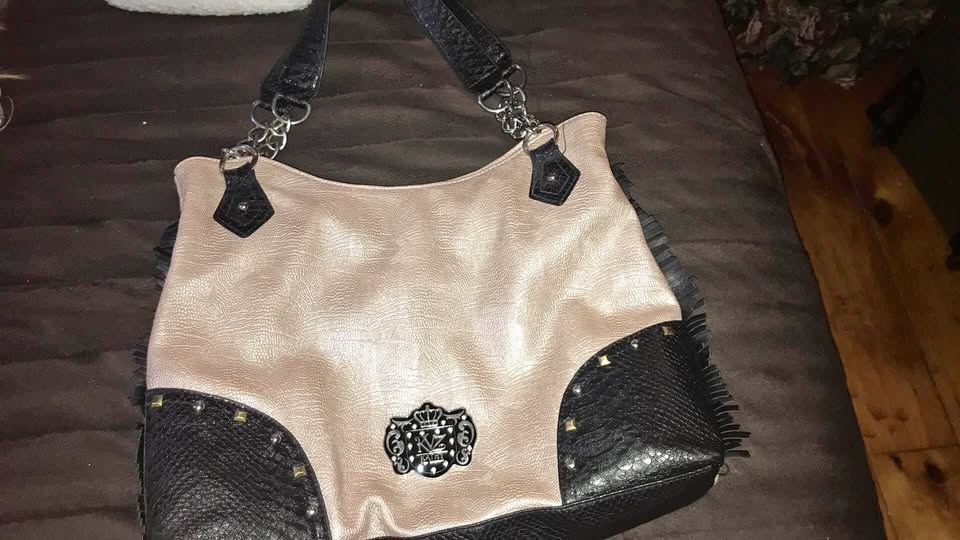 Women’s handbag