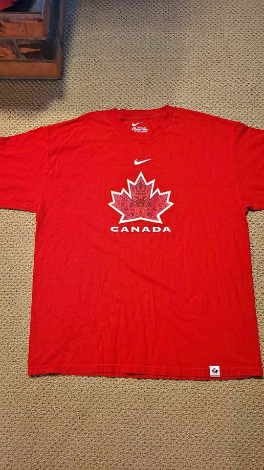Team Canada Hockey T-Shirts