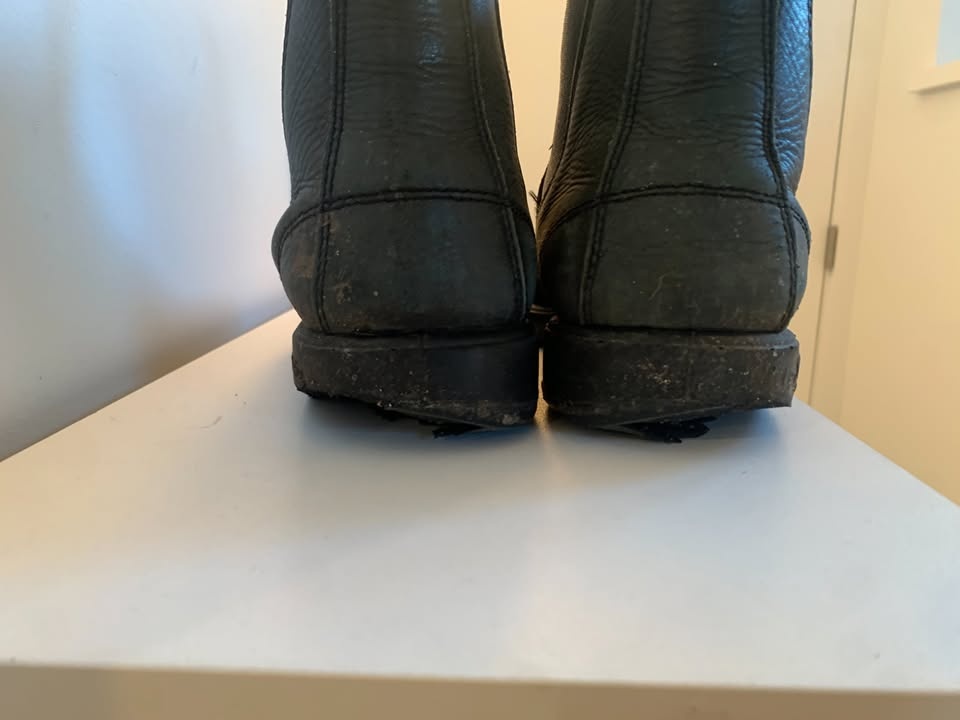 Size 9 Men's Blundstone Boots - photo 4
