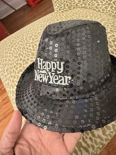 Stylish Black Sequin Happy New Year Hat - photo 2