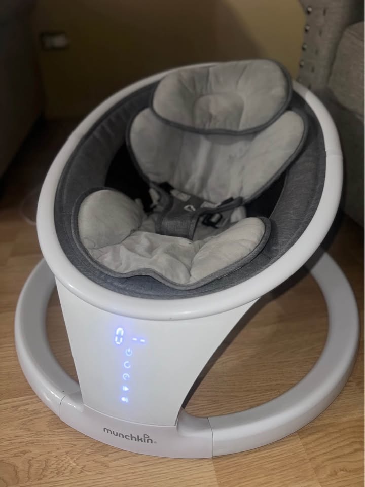 Munchkin Vibration Baby Swing - photo 2