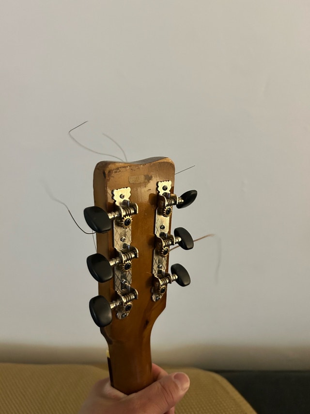 Vintage Suzuki F-40 Guitar - photo 5