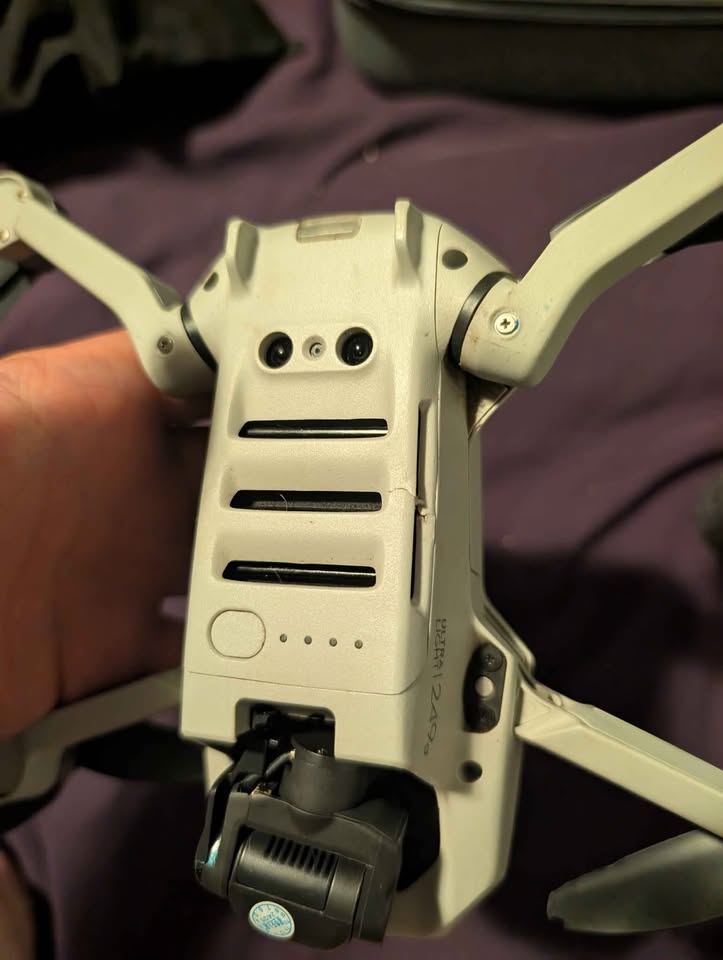 DJI Mini 1, 2 Batteries & Controller - photo 3