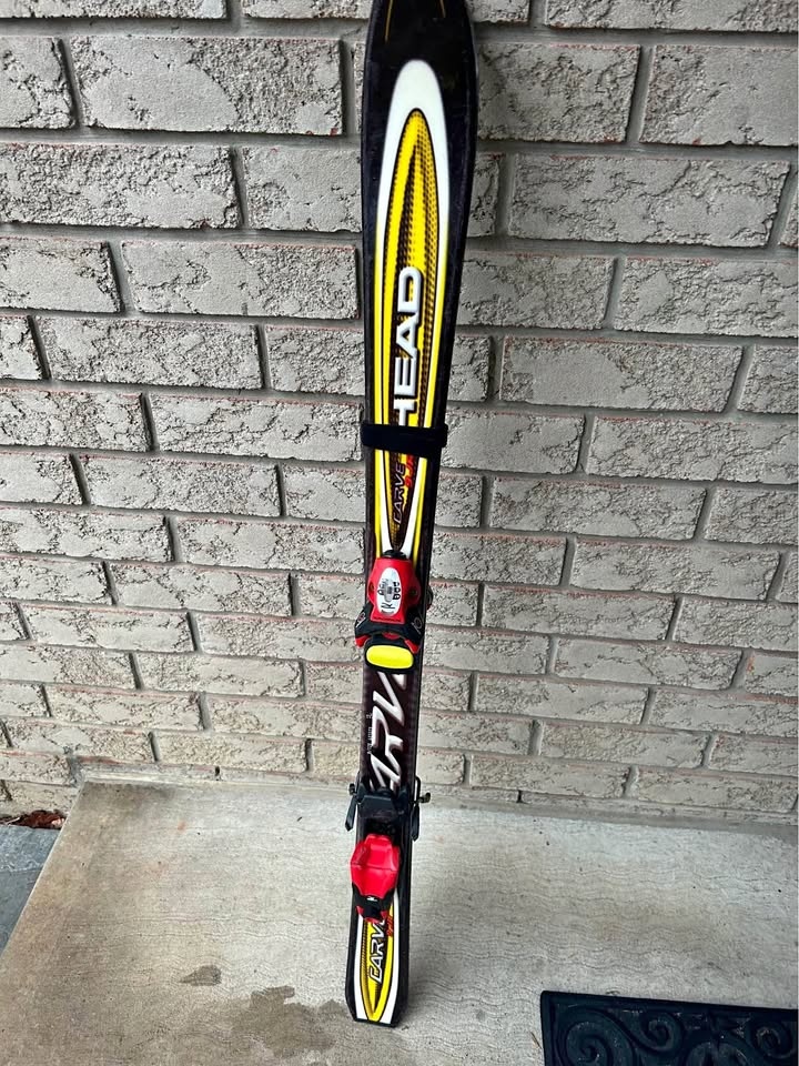 Head Kids Skis & Boots (120cm, Size 7)