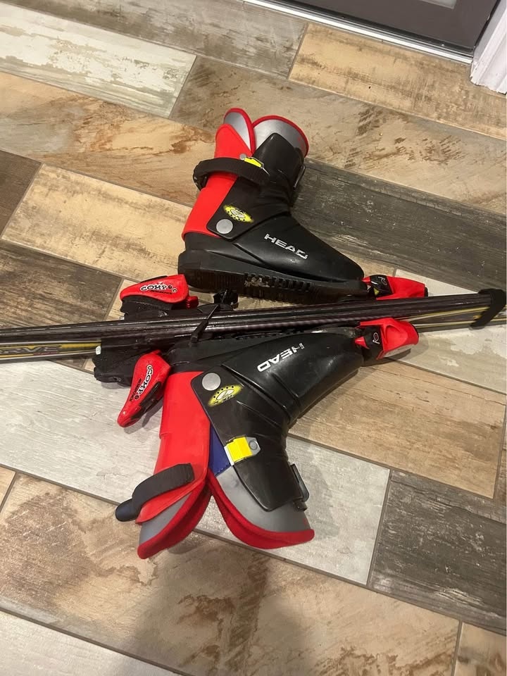 Head Kids Skis & Boots (120cm, Size 7) - photo 2