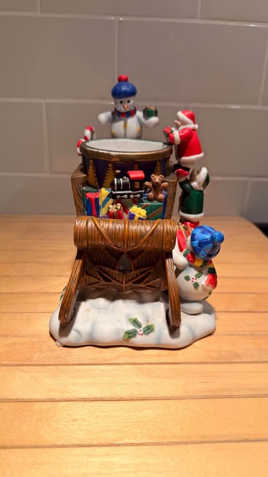 Partylite Holiday Sleigh Aroma Melts Warmer - photo 3