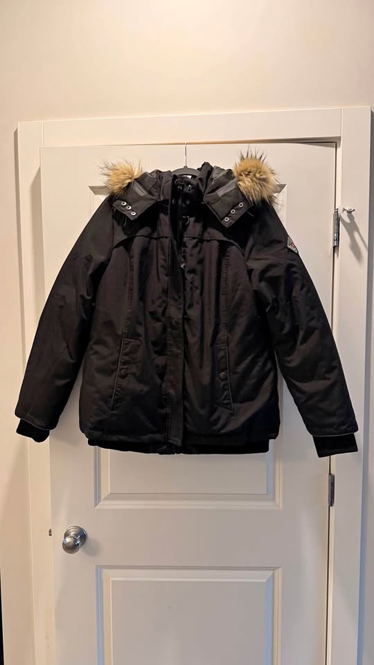 Brand New Alpine North Women's Winter Parka - Size L