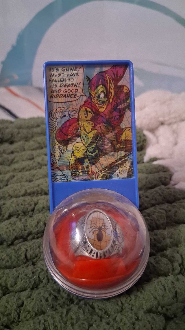 Marvel Spider-Man Flickers Vintage 2004 Ring & Hologram - photo 2