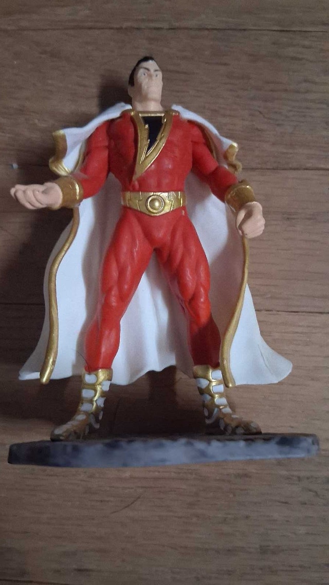 Schleich DC Comics Shazam Action Figure