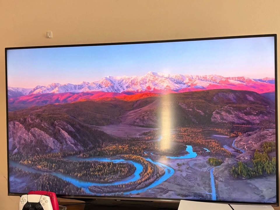 Hisense U7 55” NanoLED 4K Smart TV – Excellent Condition | 3 Yea - photo 3