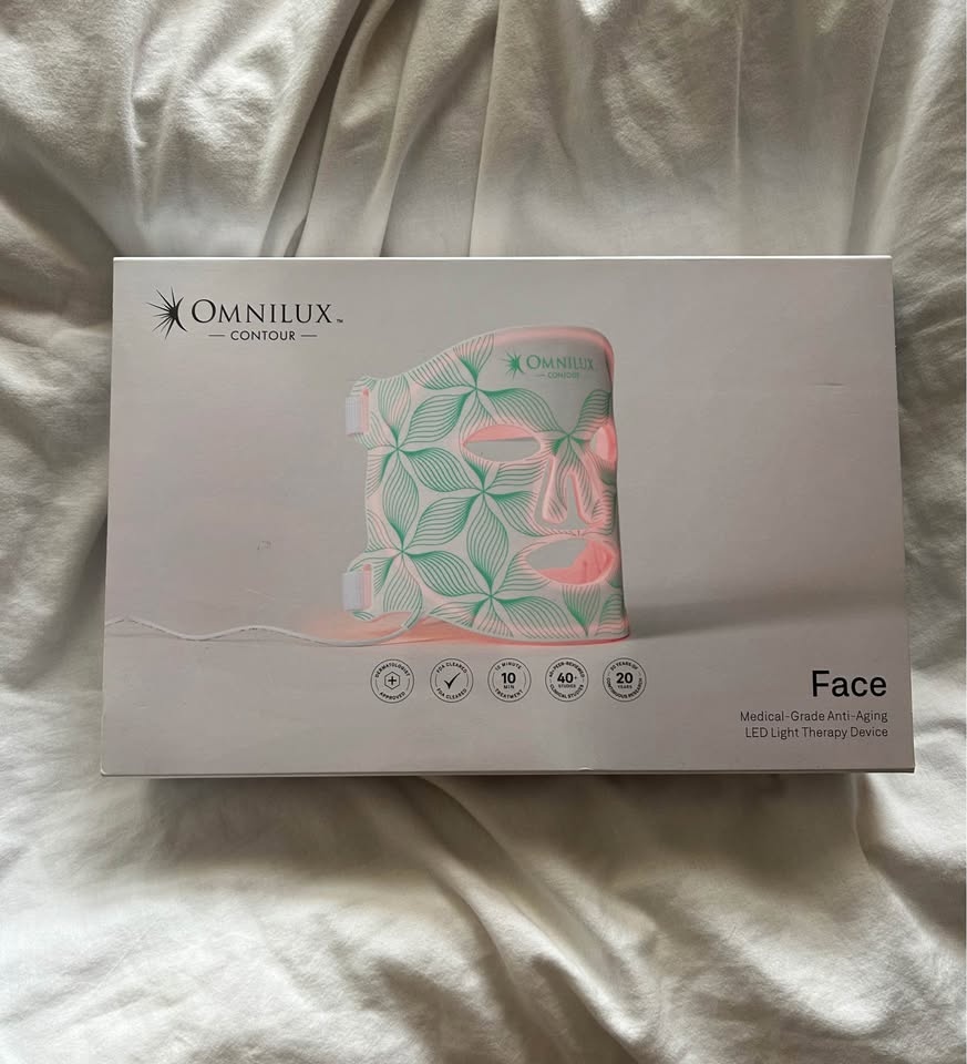 Omnilux Contour Face Red LED Mask FDA Approved - photo 3