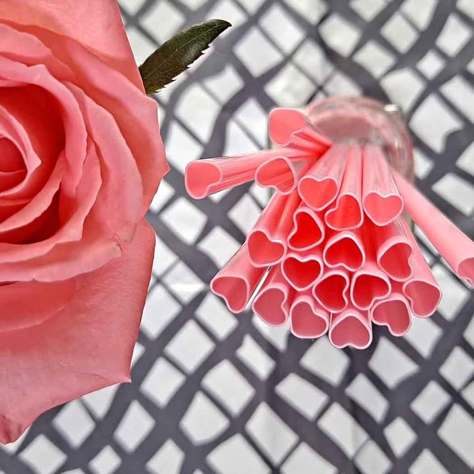 Valentine's Pink Heart Straws - 100 Pack