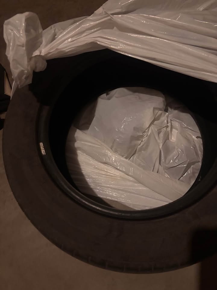 215/55/16 Summer Tires - photo 3