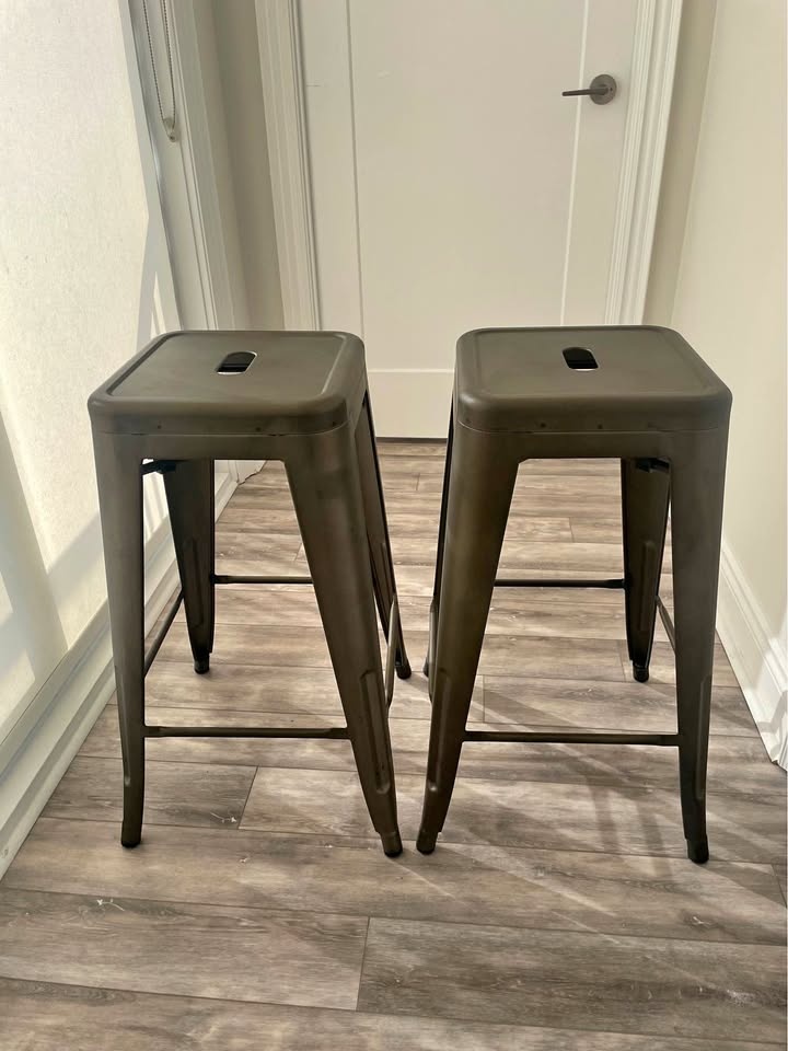 Structube HUDSON Counter Stools