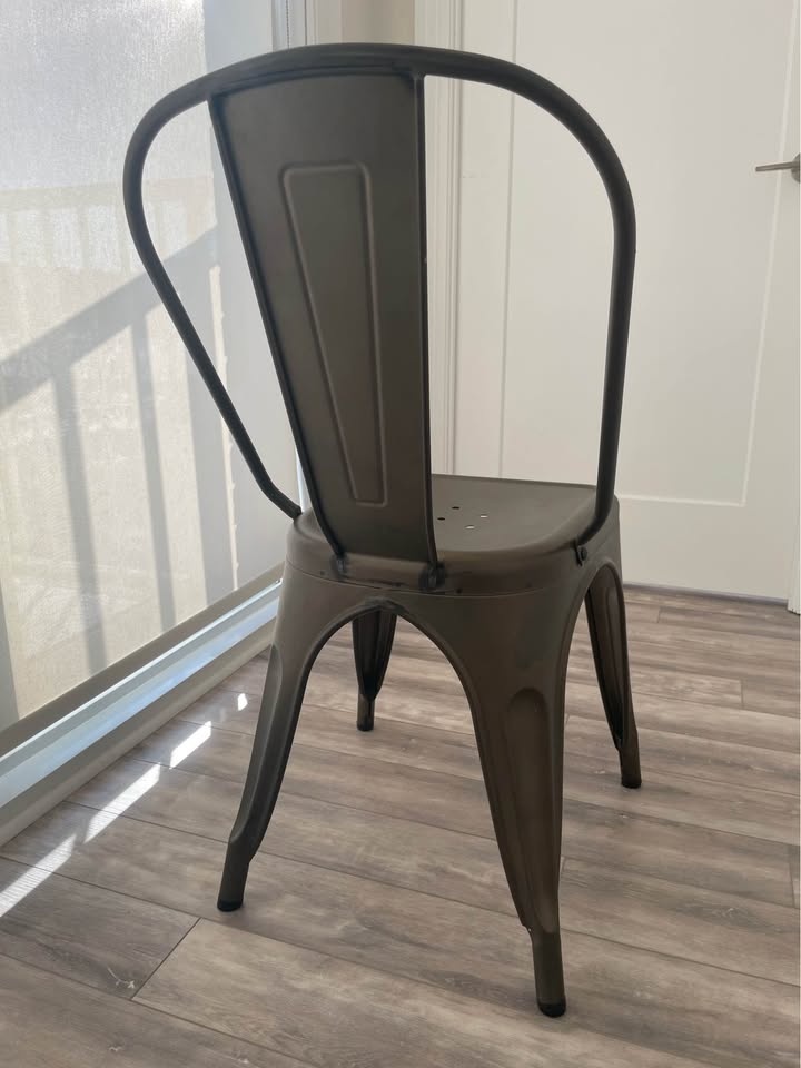 Structube RENO Dining Table & 4 Chairs - photo 3