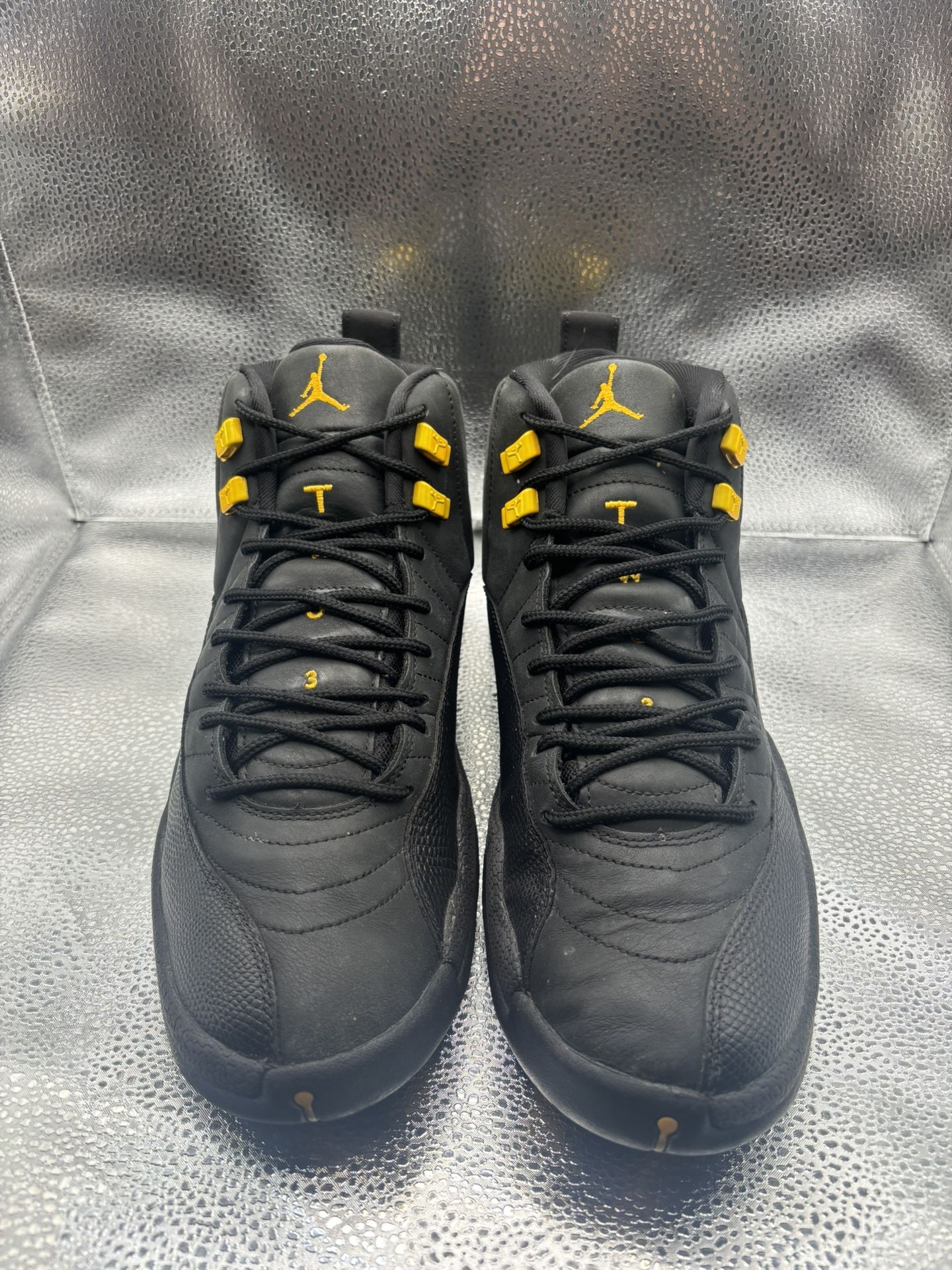 Air Jordan 12 Black Taxi - photo 2